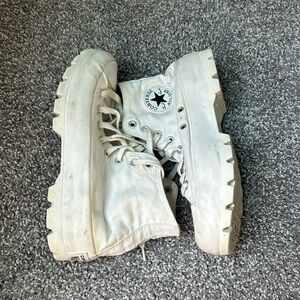Women’s platform converse color white size 9